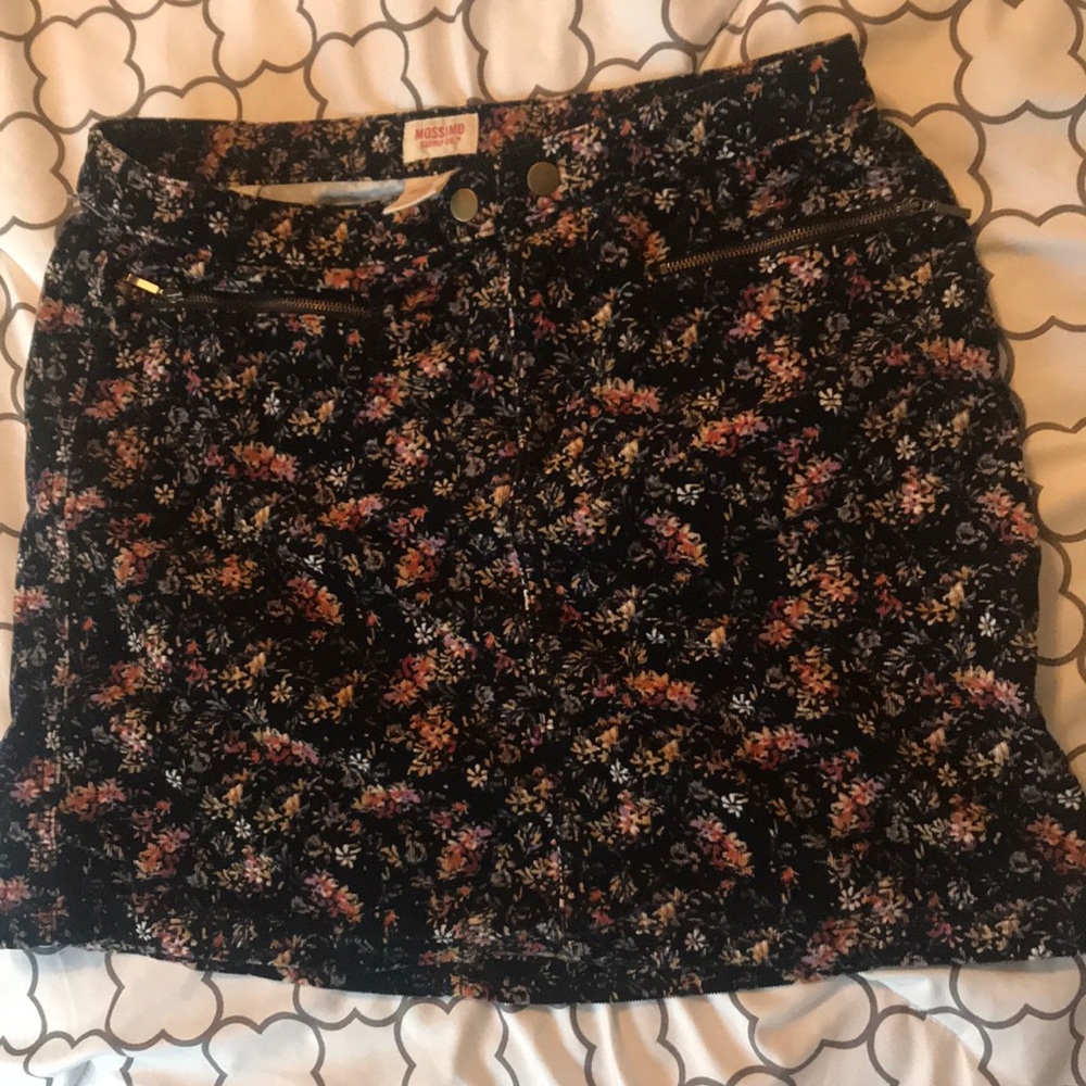 Mossimo skirt